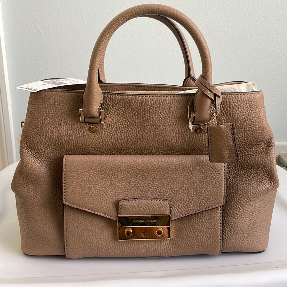 Michael Kors Haley New with tags